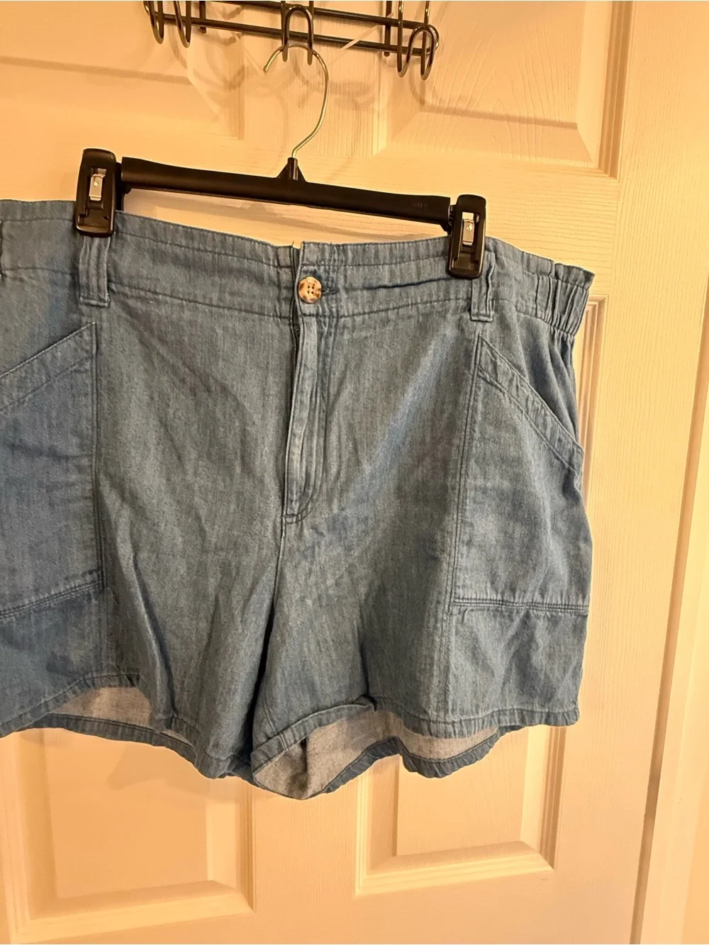 Old Navy Light Blue Denim Elastic-Back Jean Shorts